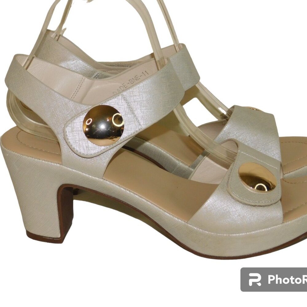 Elegant Cream Women's Heels - Picture 4 of 11